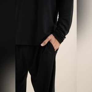 NWOT Kyte Baby Men’s Jogger Pant Color: Midnight Size:L